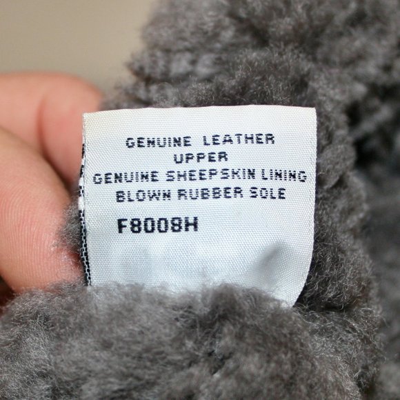 UGG Australia Women's Classic Grey Fashion Boots Size 6W - Picture 7 of 8